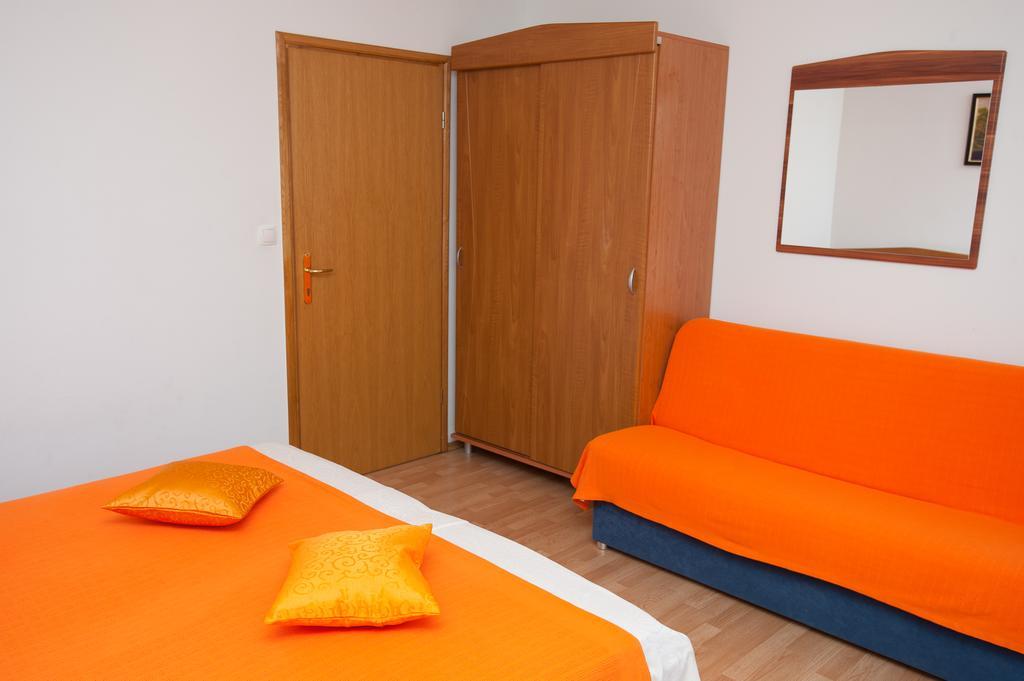Apartments Lucia Podstrana Exterior photo